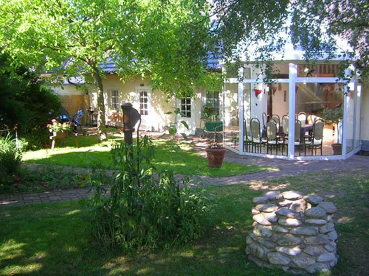 Hotel Fuenf Linden Straupitz Zewnętrze zdjęcie
